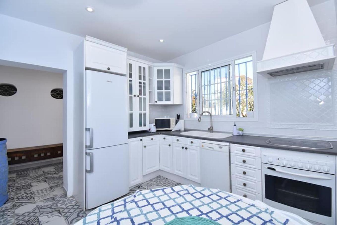 Villa Buganvillas, Relax Con Piscina Privada A Pocos Minutos De La Barrosa Y Santi Petri Chiclana de la Frontera